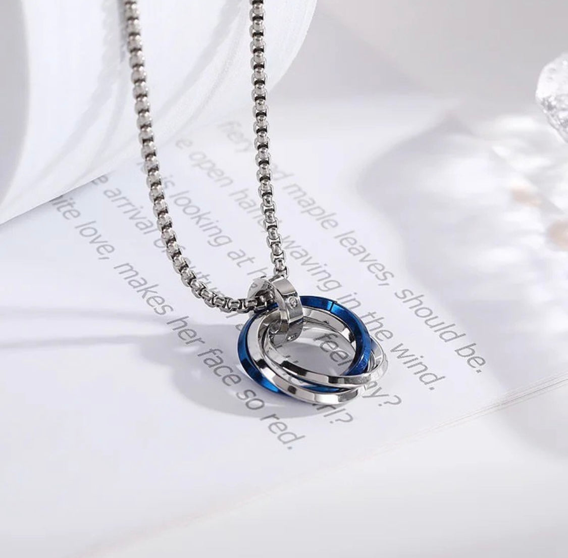 Round Pendant