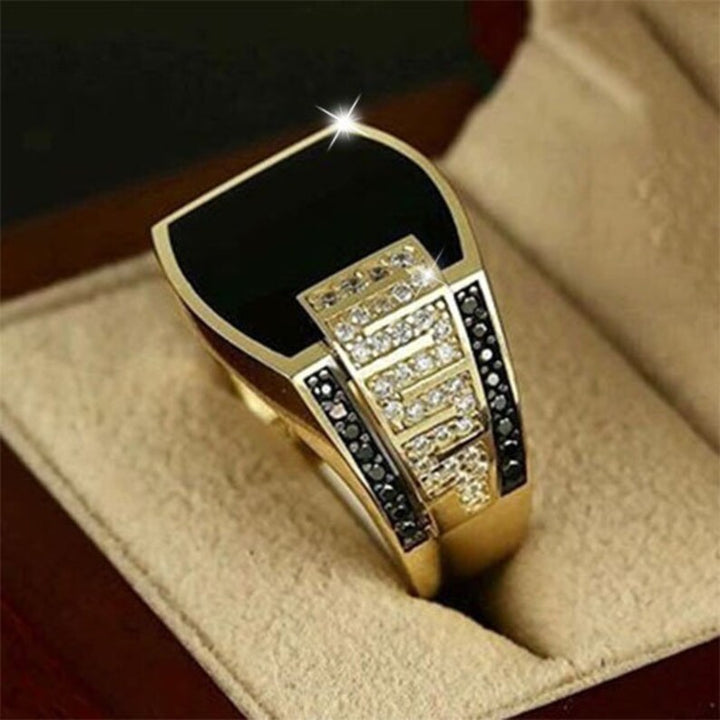 Square signet ring for men - UA. Galleryy