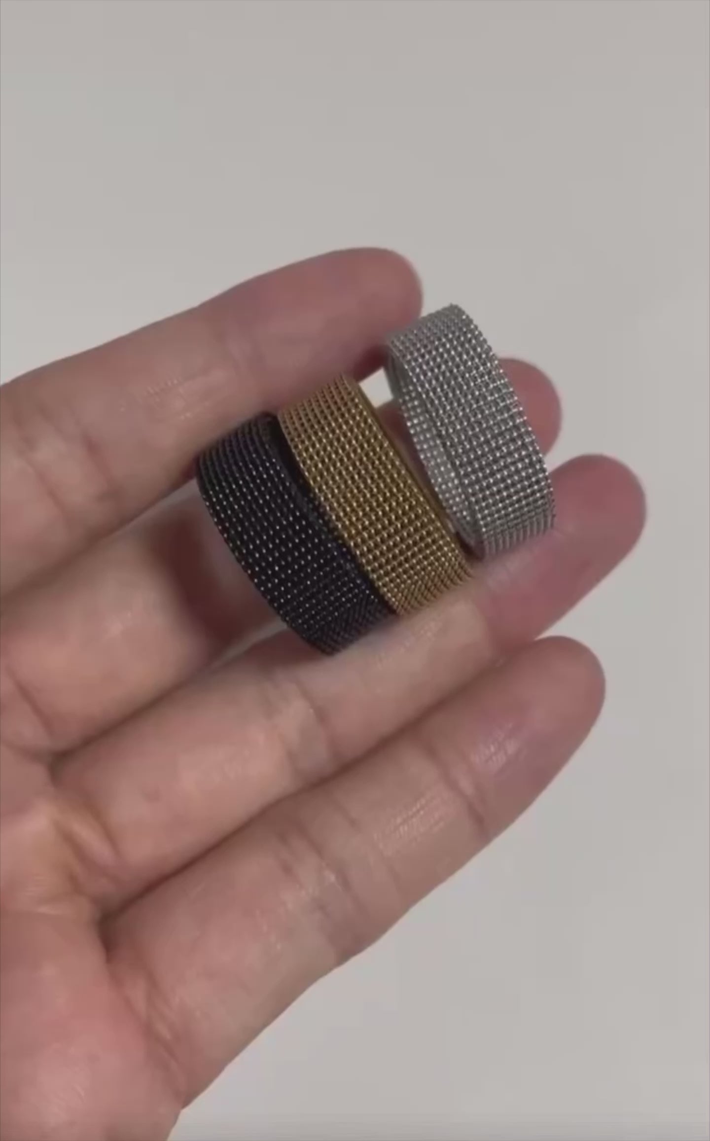 Mesh Wave Ring